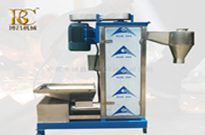 立式塑料脫水機(jī)廣泛運用于環(huán)保行業(yè)中